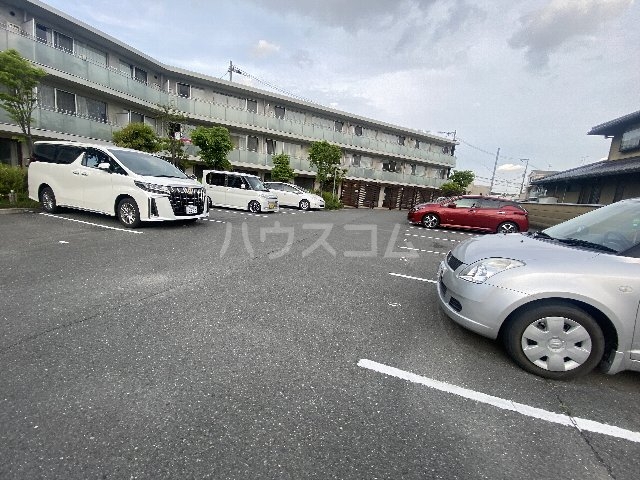21/30 駐車場