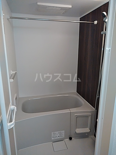 17/30 浴室