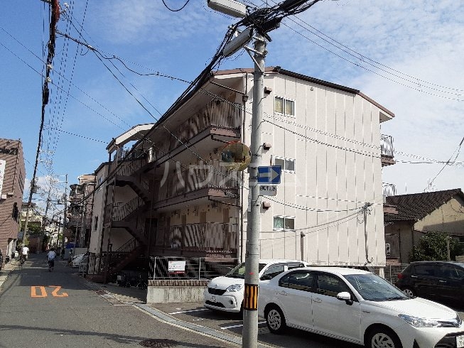 2/30 外観