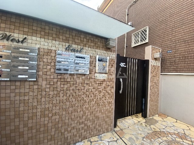 3/5 エントランス