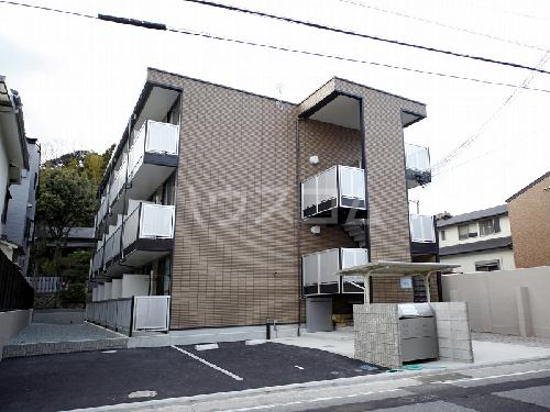 15/18 エントランス