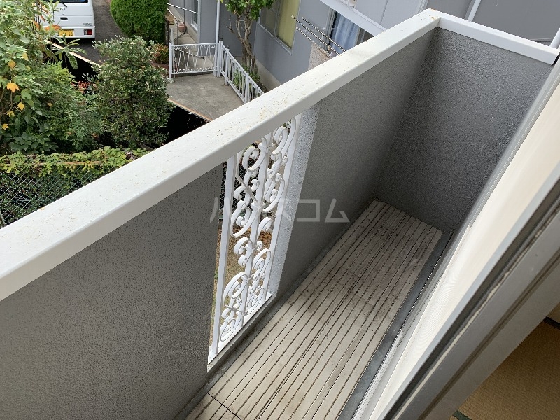 18/23 バルコニー