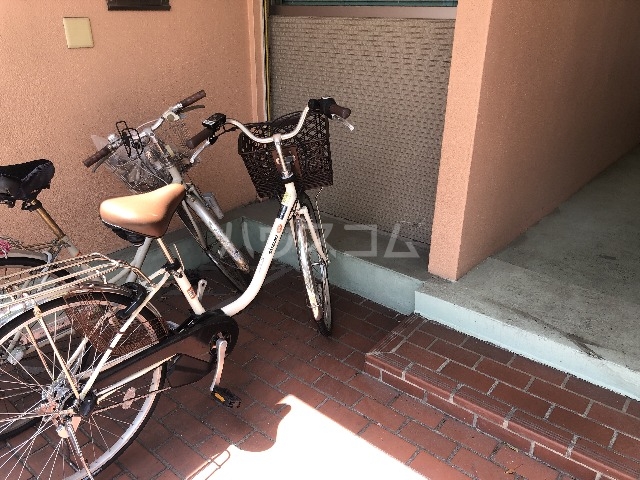 15/22 駐車場
