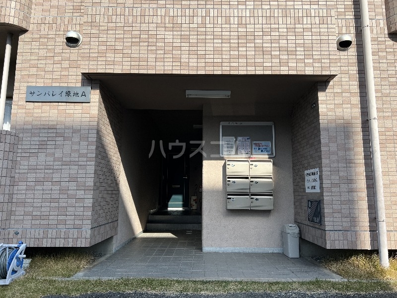 22/30 エントランス