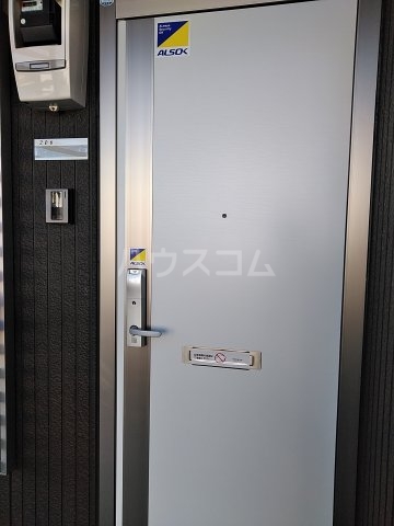 25/29 エントランス