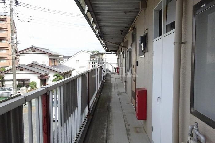 18/21 エントランス