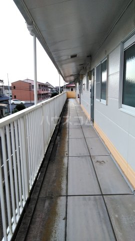 3/5 エントランス