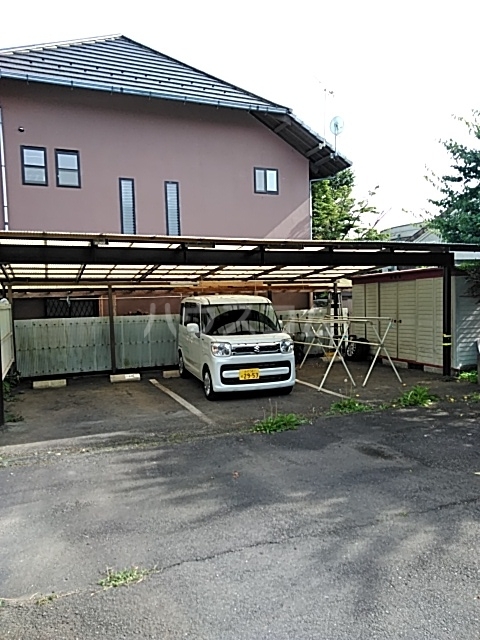18/19 駐車場