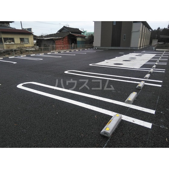 16/22 駐車場