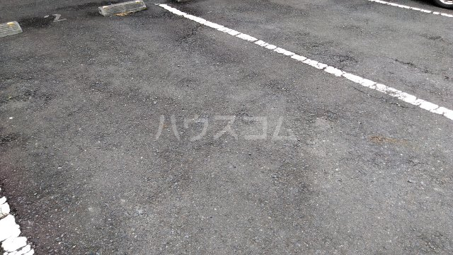 21/23 駐車場