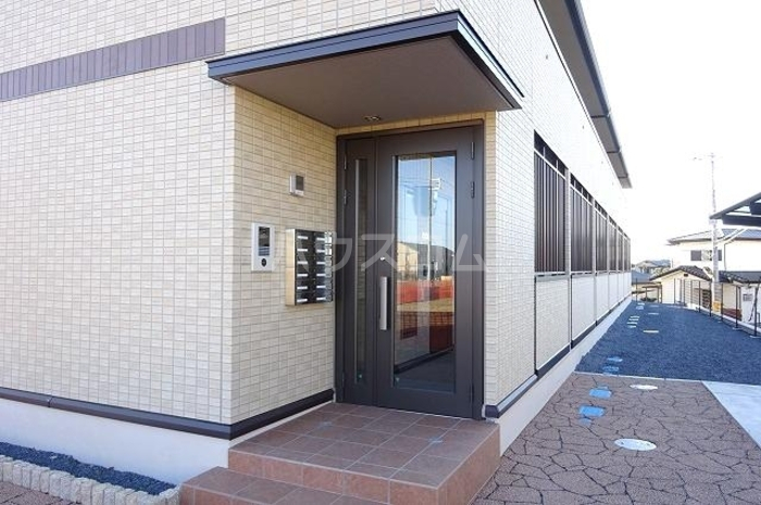 17/20 エントランス