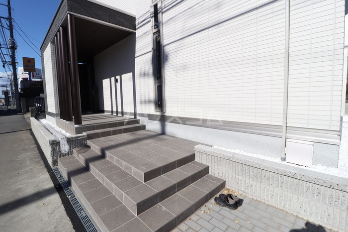 14/19 エントランス