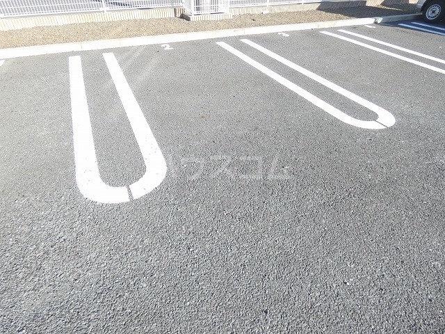 15/21 駐車場