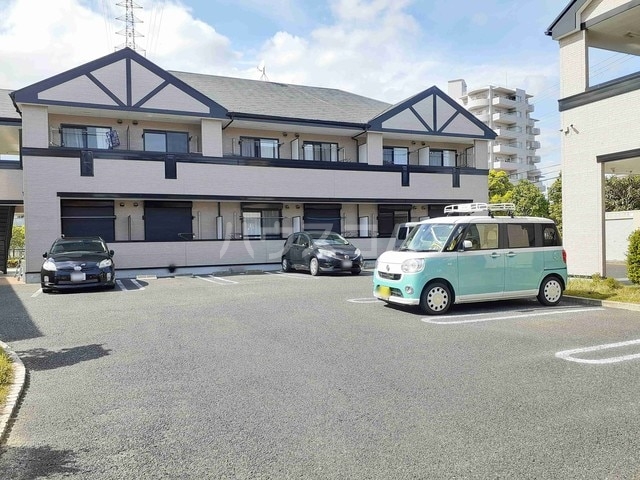 18/26 駐車場