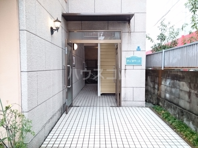 2/8 エントランス