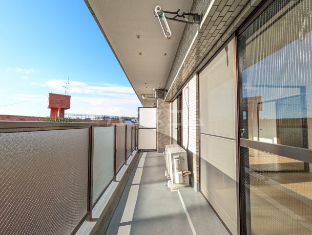 19/30 バルコニー