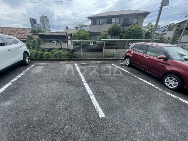 2/10 駐車場