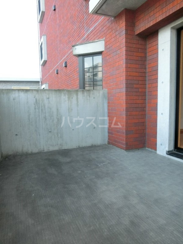 13/27 バルコニー