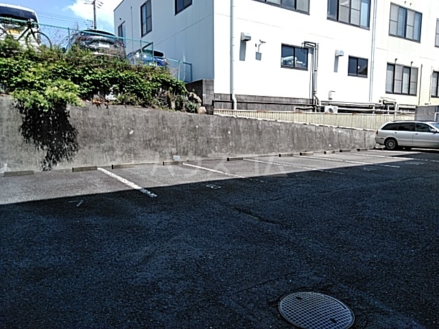 2/10 駐車場