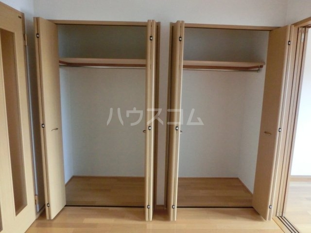 13/30 収納