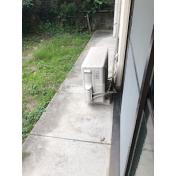 15/28 バルコニー