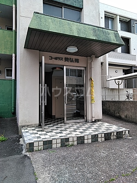 16/24 エントランス