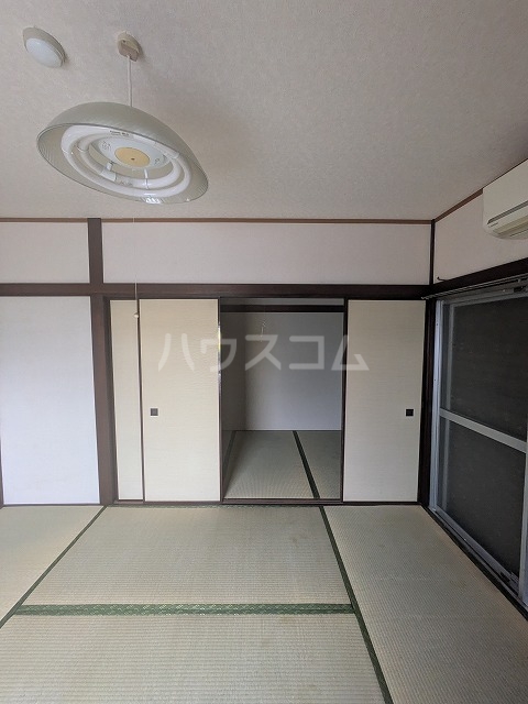14/30 室内