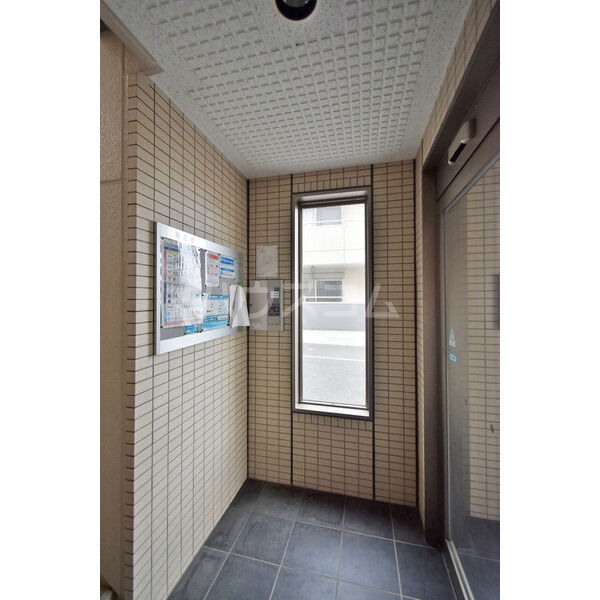 3/6 エントランス