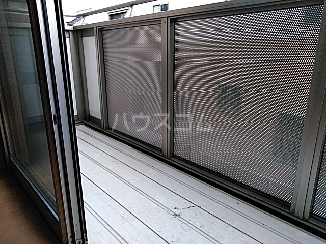 23/30 バルコニー