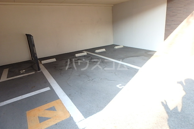 21/29 駐車場