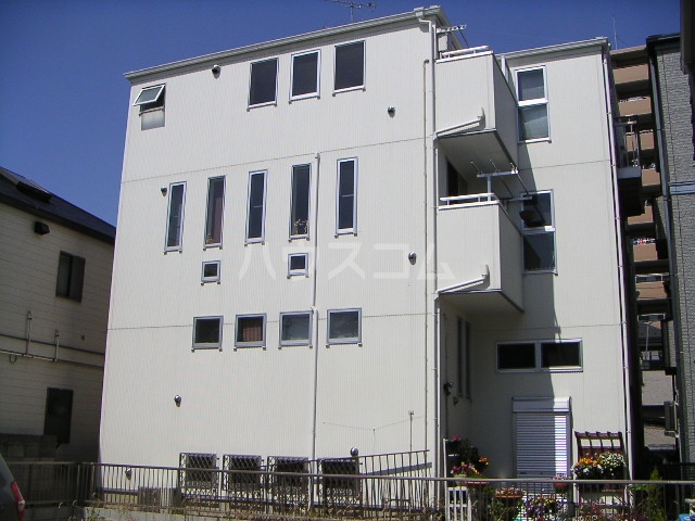 トレポルテの外観