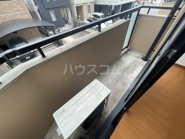 20/30 バルコニー