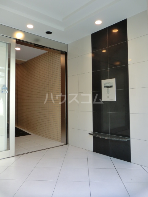 21/24 エントランス