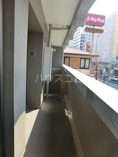 21/30 バルコニー