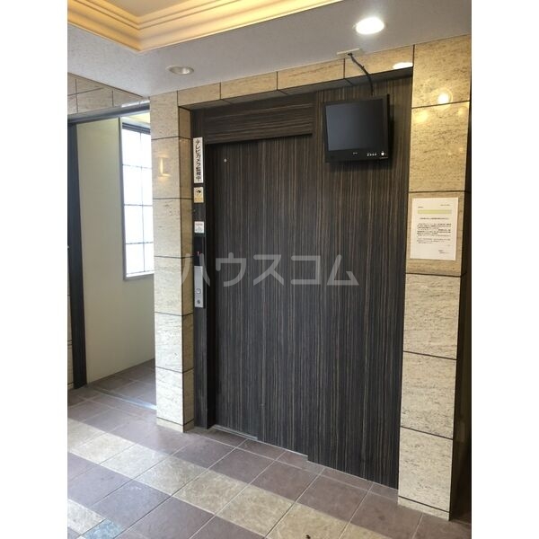 29/30 エントランス