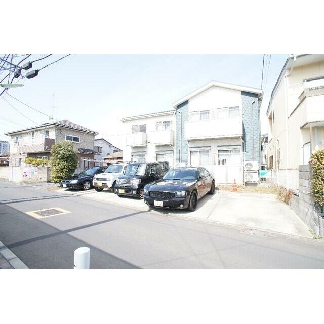 17/23 駐車場