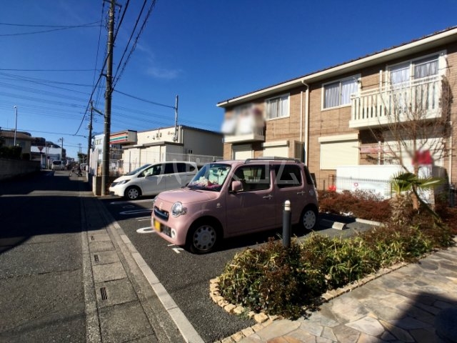 20/29 駐車場