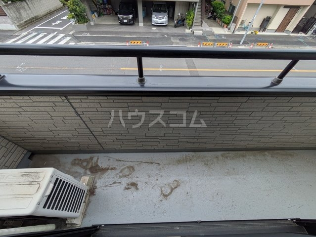 23/30 バルコニー