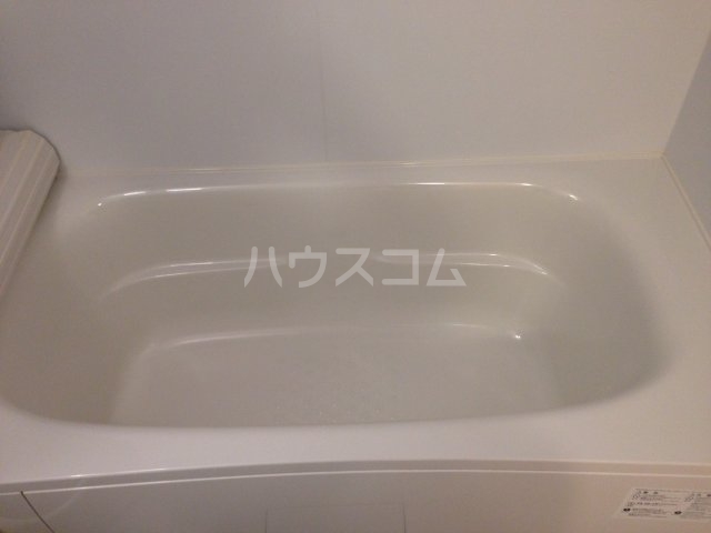 16/27 浴室