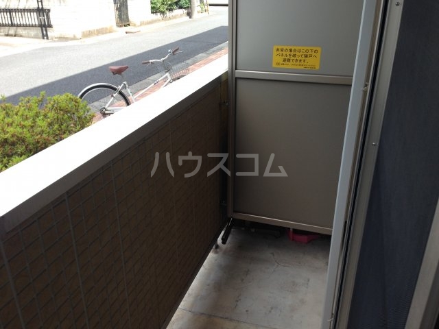 23/27 バルコニー
