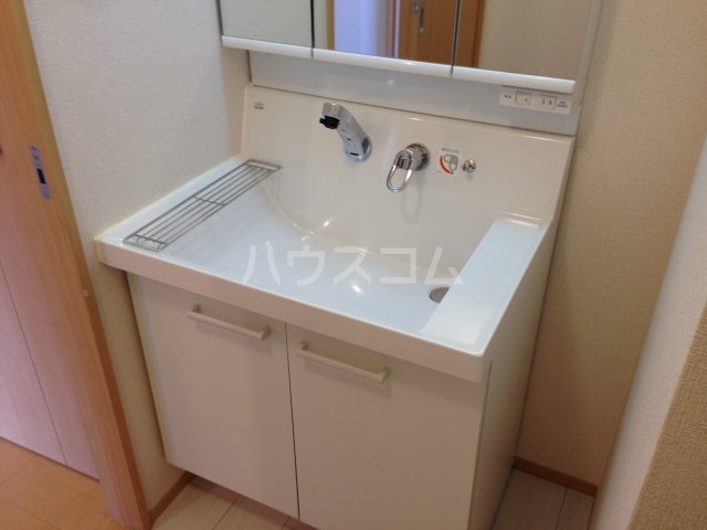 18/27 洗面