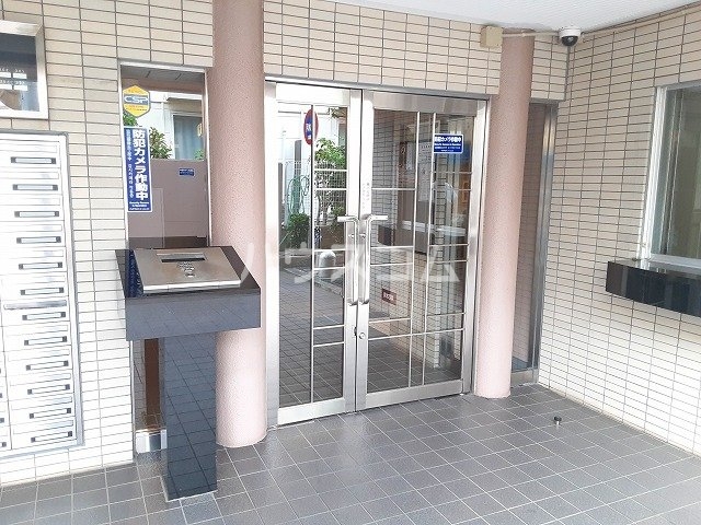 17/24 エントランス