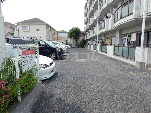 2/10 駐車場