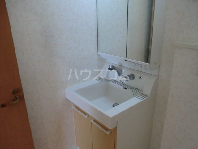 13/30 洗面