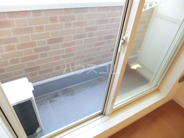 19/25 バルコニー