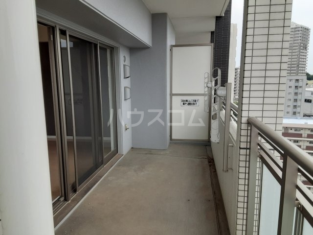 19/30 バルコニー