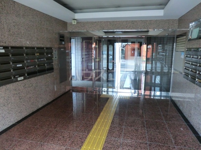 2/6 エントランス