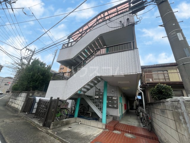 2/30 外観