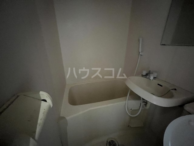 15/30 浴室
