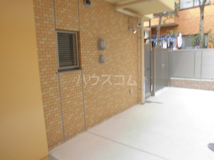 15/16 エントランス